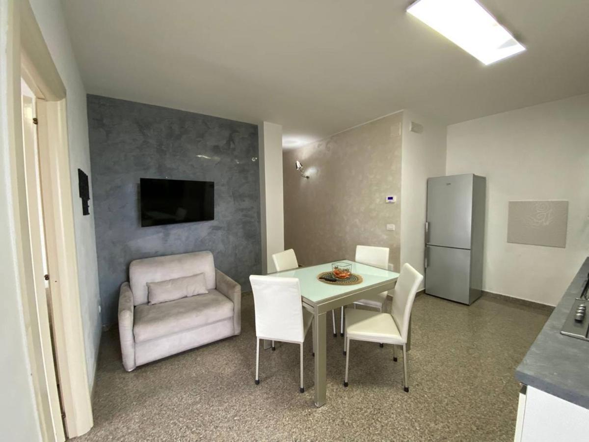Fronte Mare By Apulia Accommodation Bari Exterior photo