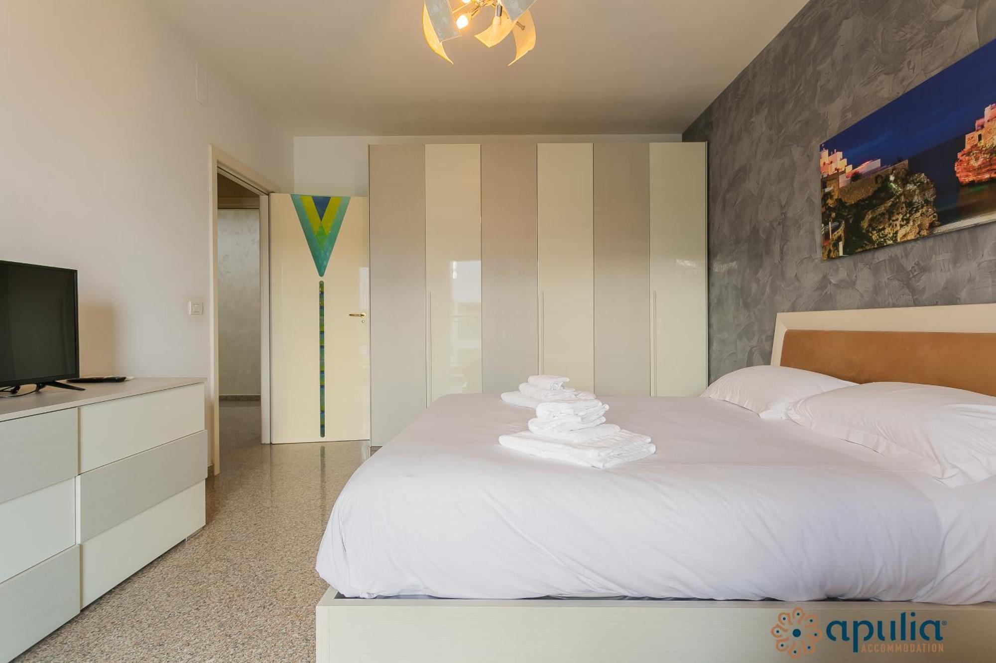 Fronte Mare By Apulia Accommodation Bari Exterior photo